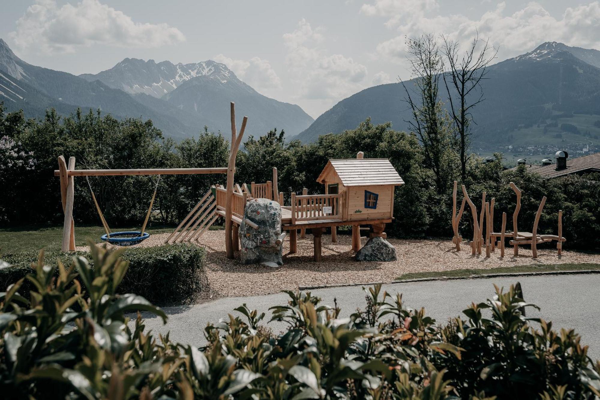 Alpenappartements Cristall Ehrwald Exterior photo